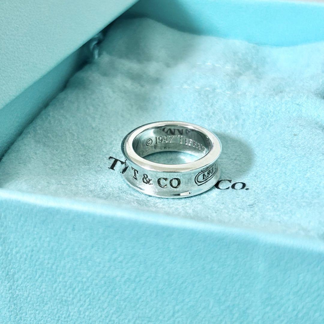 ティファニー　ナローリング　ミディアム　指輪　Tiffany シルバー　ナロー