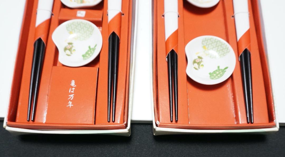 送料無料【未使用】お箸と箸置き 鶴は千年 亀は万年 2セット 訳あり
