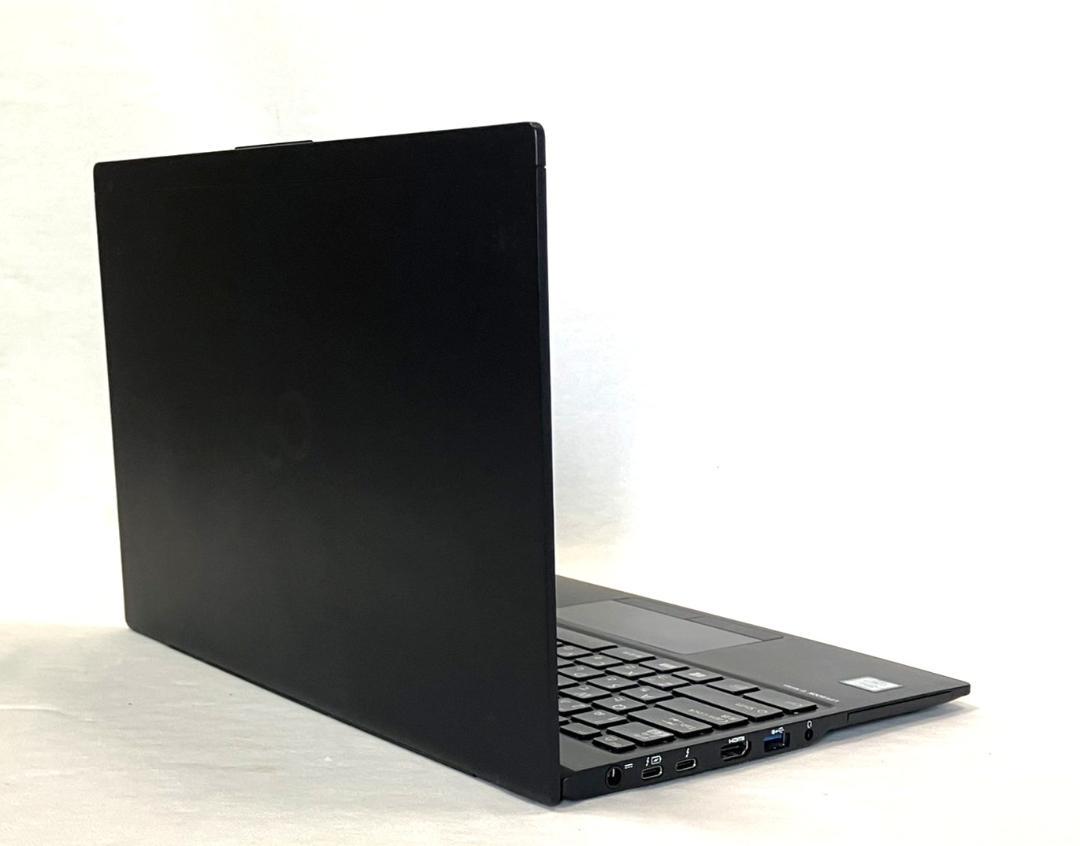 超美品 軽量 薄型 2019年 富士通 U939CW i7 8世代 モバイルPC