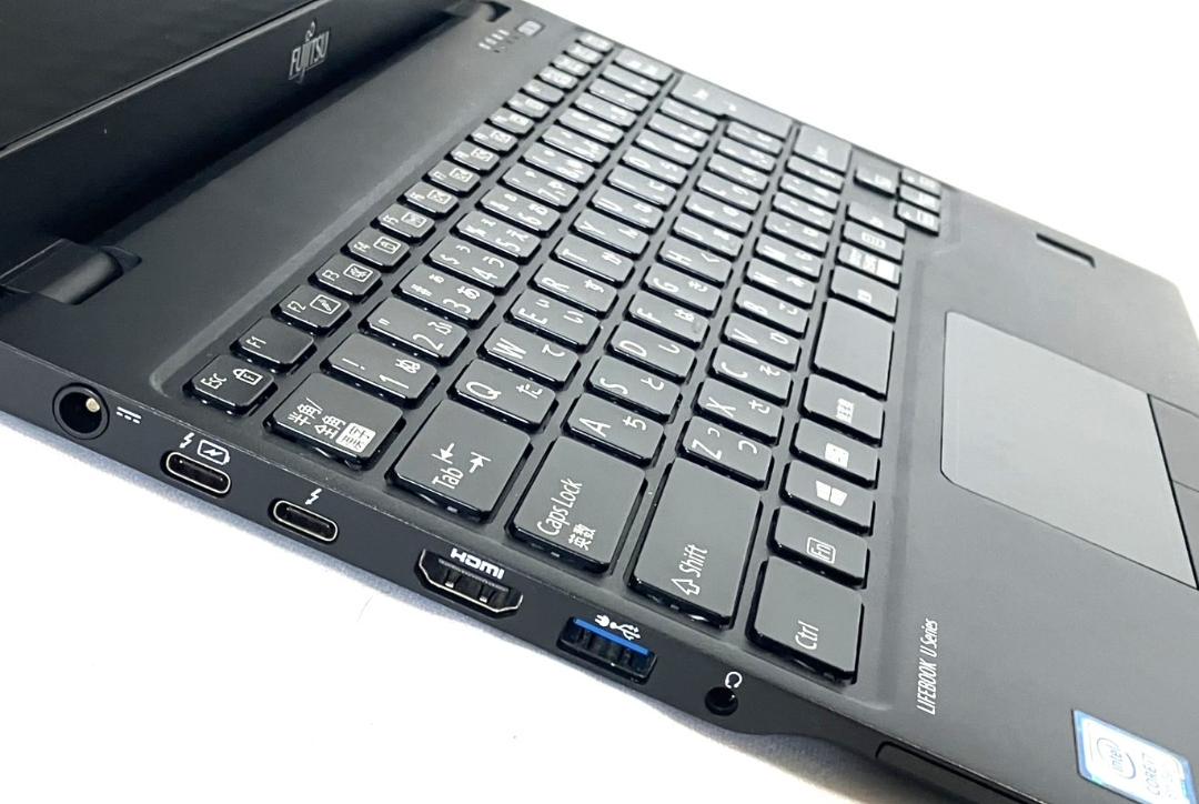 超美品 軽量 薄型 2019年 富士通 U939CW i7 8世代 モバイルPC 超美品 軽量 薄型 2019年 富士通 U939CW i7 8世代 モバイルPC