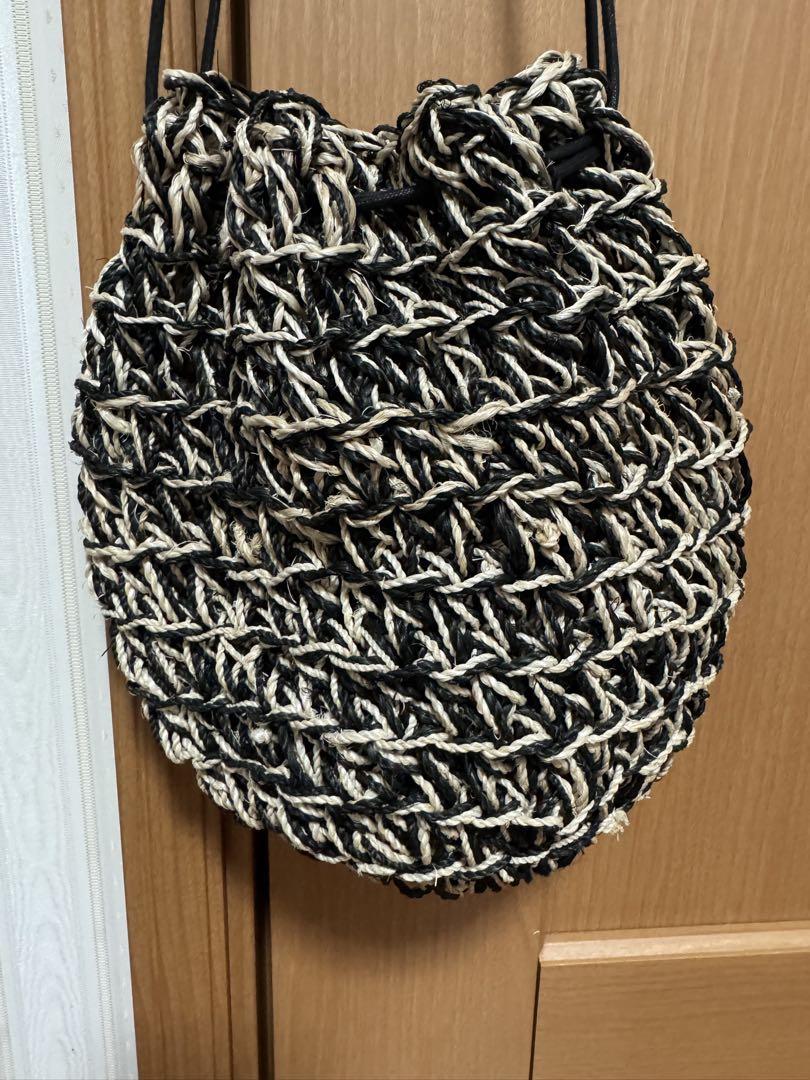 THE Bagmati 巾着型かごバッグ 黒×ナチュラル ABACA アバカ
