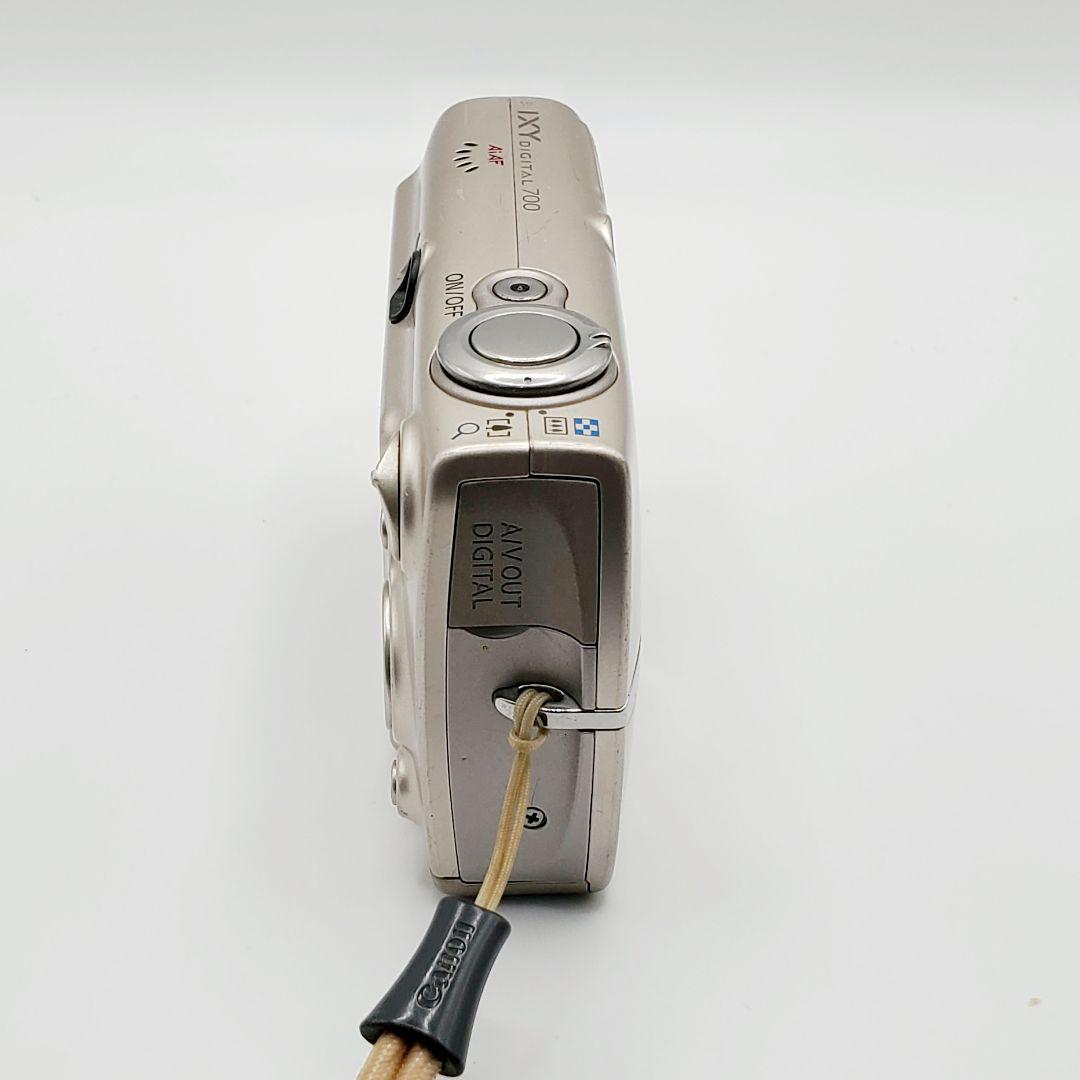 700 コンデジ