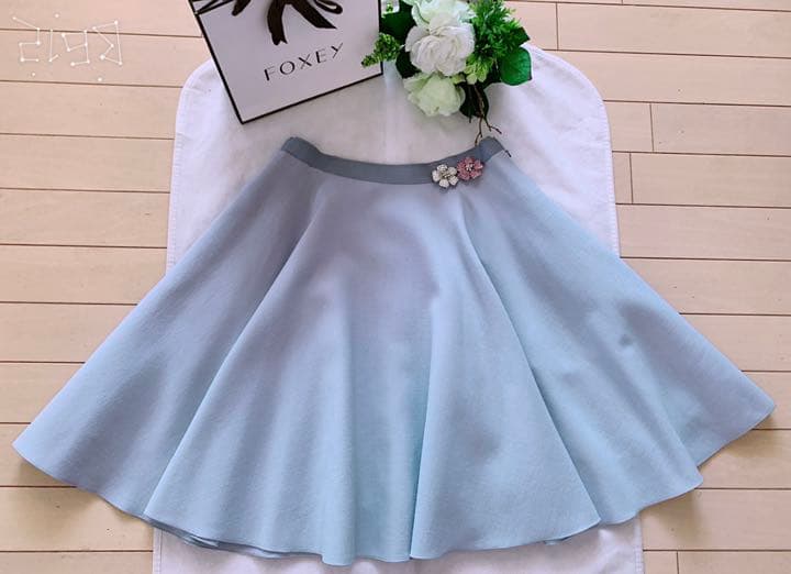 FOXEY 2019年CLOVEウールスカート38 超美品 rene | bomaskotobaru