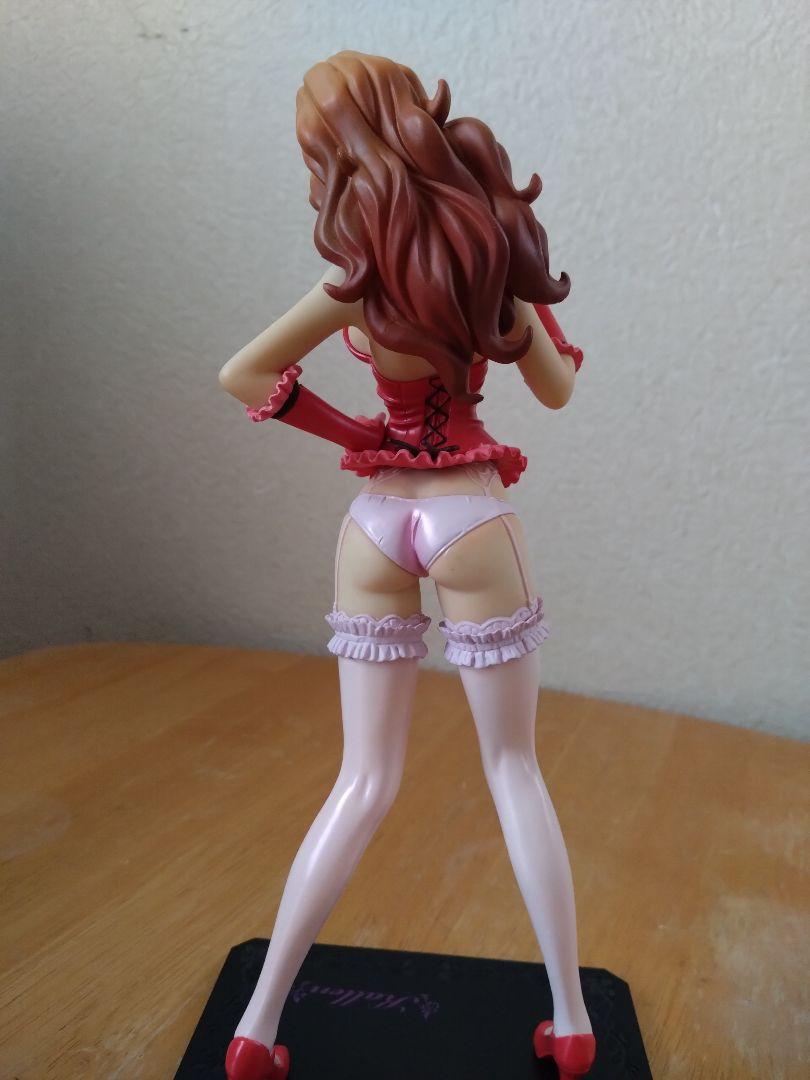 峰不二子フィギュア