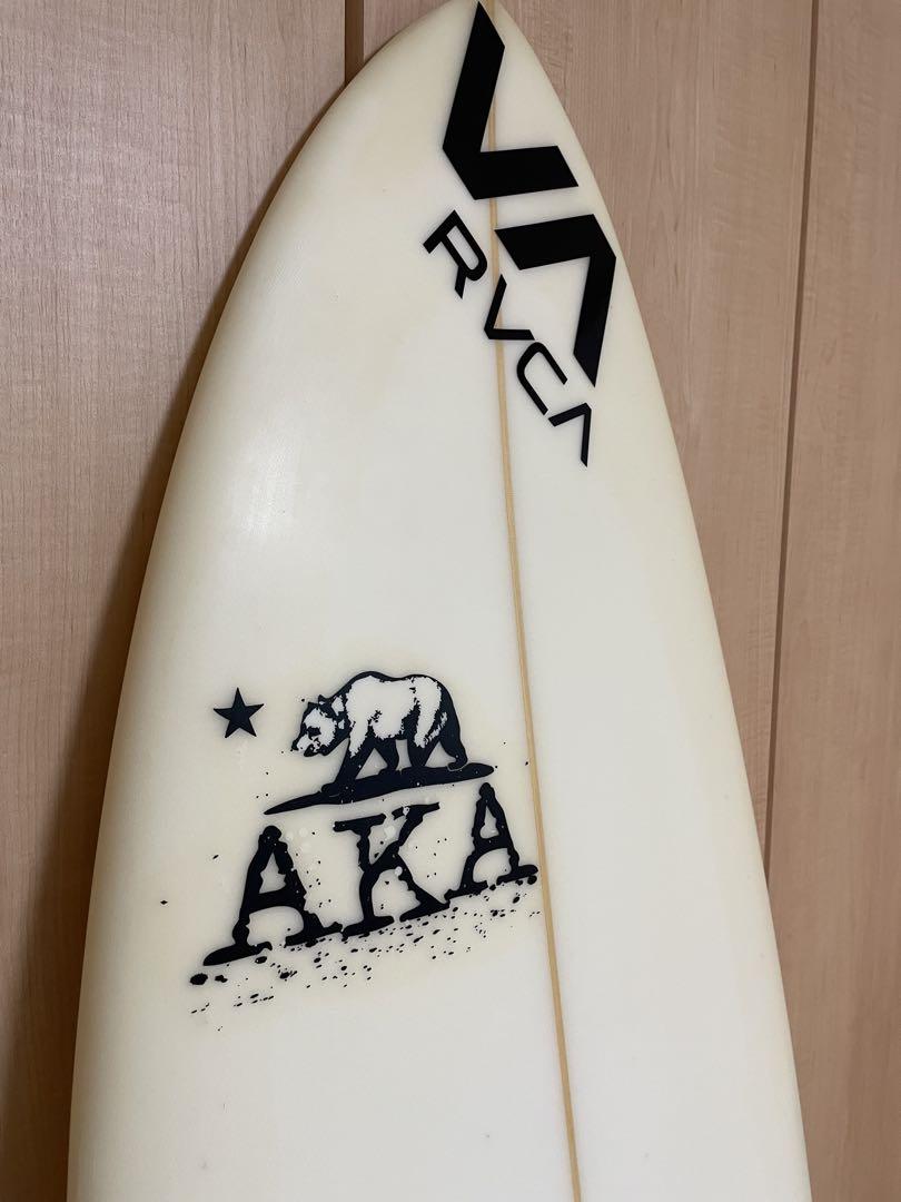 大特価セール 美品】5'6” ラウンドノーズ ショートボードXTR 小波用 サーフィン・ボディボード