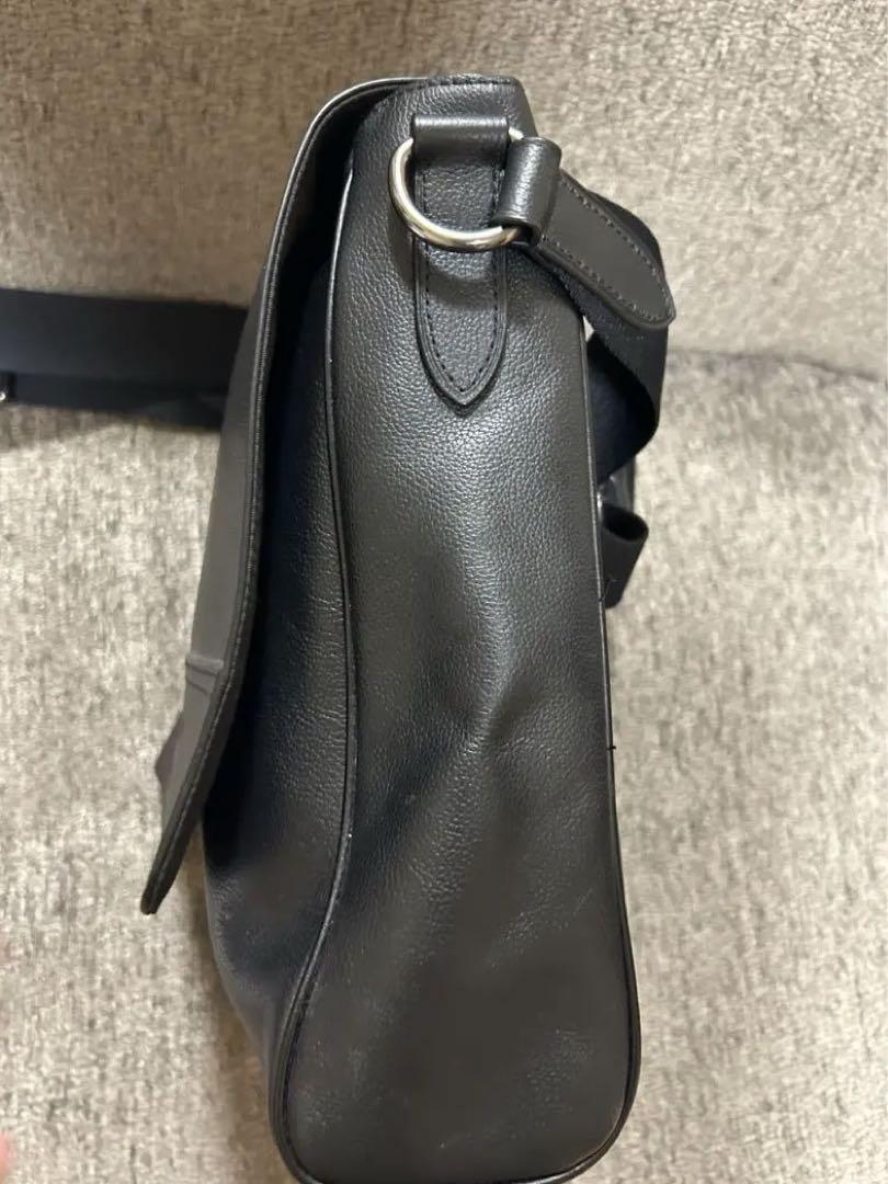 ショルダーバッグ