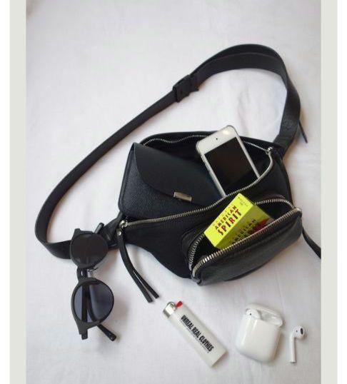 新品 PORTER VAINL ARCHIVE 名作 ボディバッグ ✨新品✨】PORTER ✕ VAINL ARCHIVE◎ボディーバック 黒