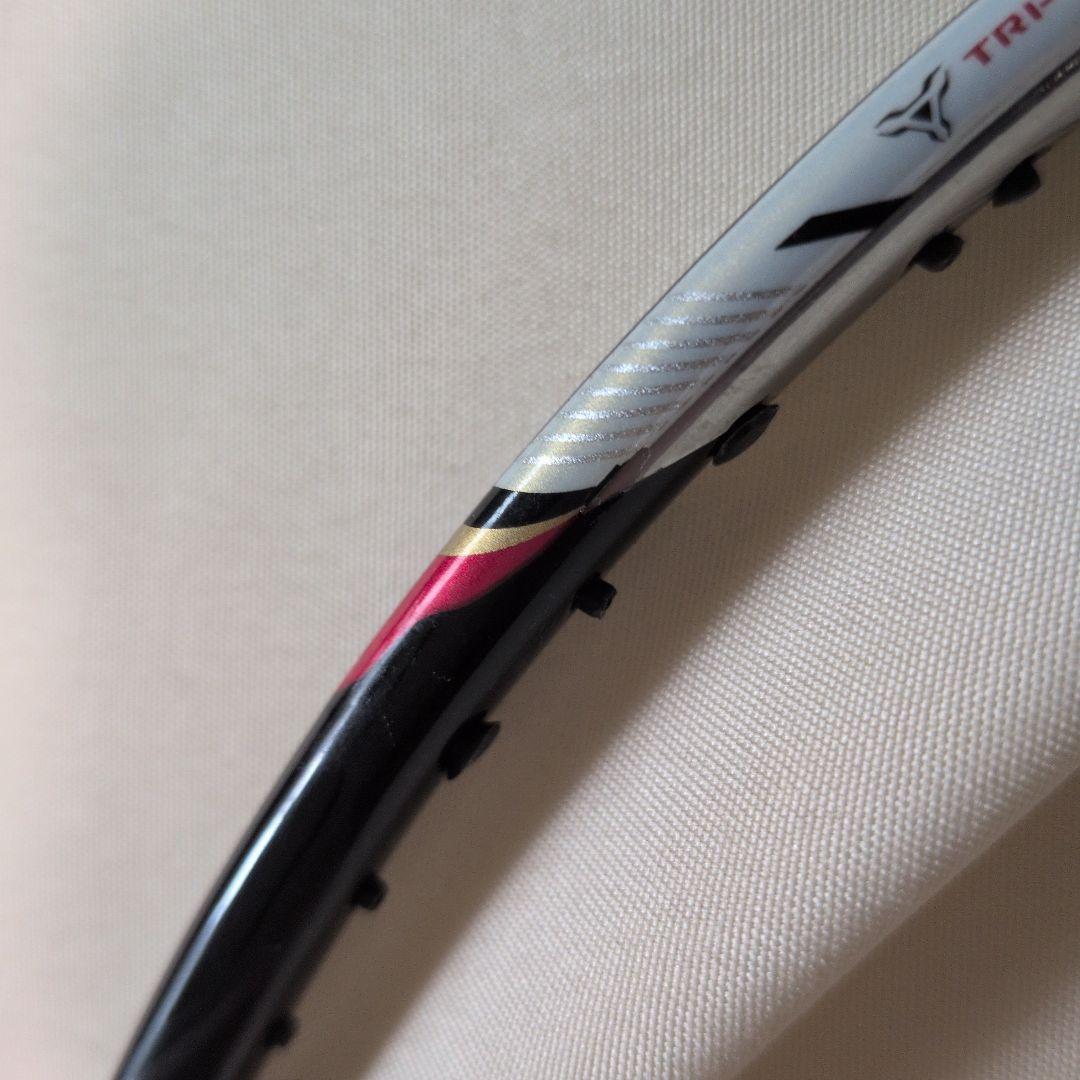 【値下げしました！】 YONEX VOLTRIC70 　バドミントンラケット