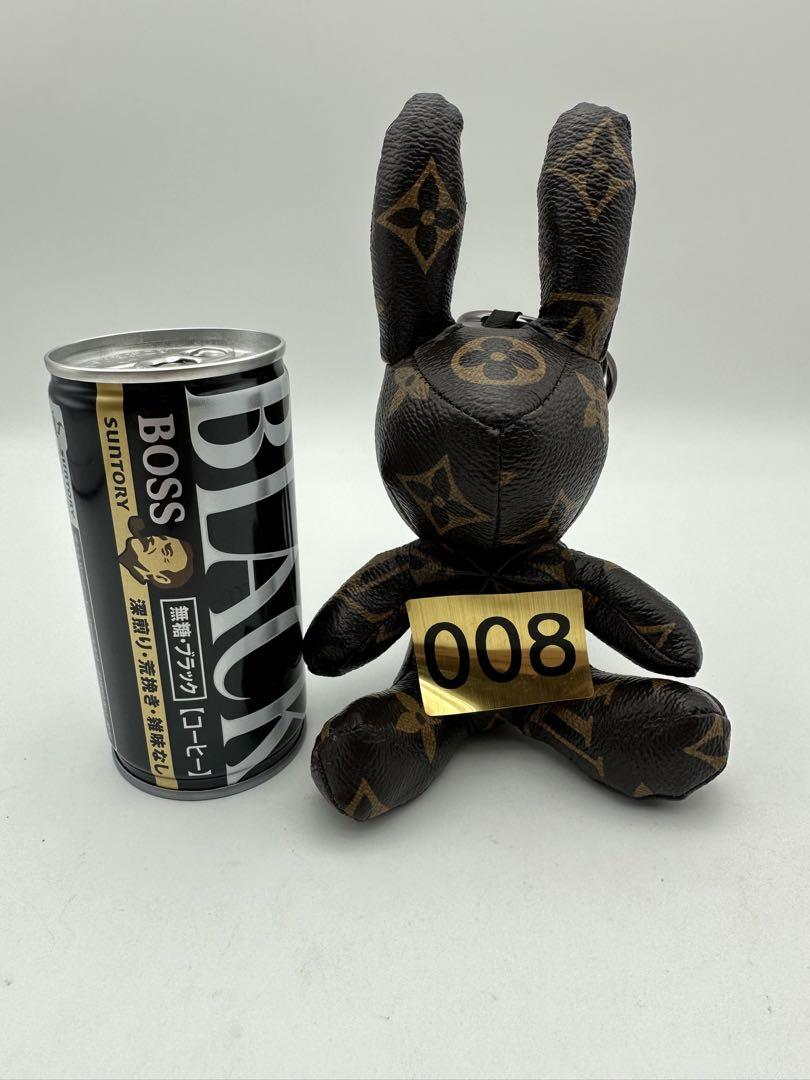 08ロシア製 兔 モチーフ 本革 手作り キーホルダー チャーム アクセサリー