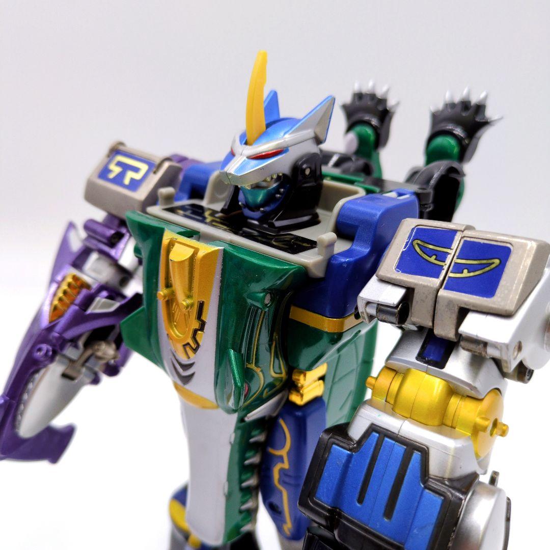 【希少】DX 百獣合体 ガオハンター 箱 説明書 内箱 3体まとめ 【希少】DX 百獣合体 ガオハンター 箱 説明書 内箱 3体まとめ