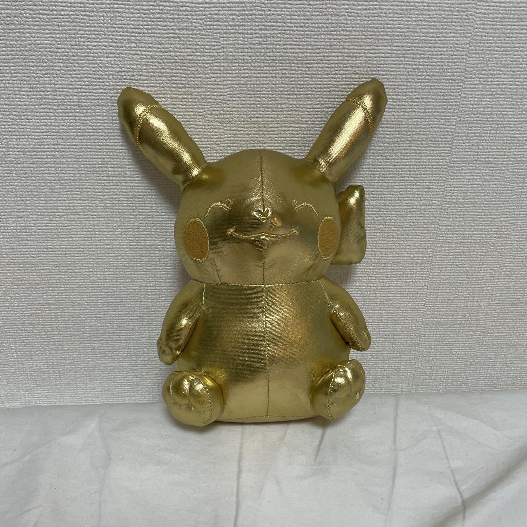 ビリケン ピカチュウ ぬいぐるみ ゴールド