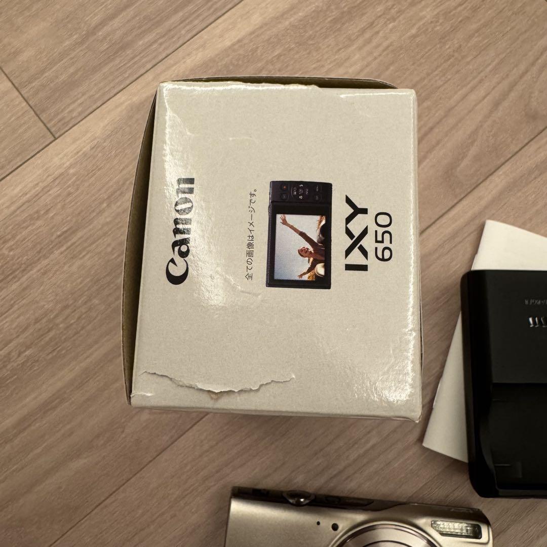 美品　Canon IXY 650 コンパクトデジタルカメラ シルバー
