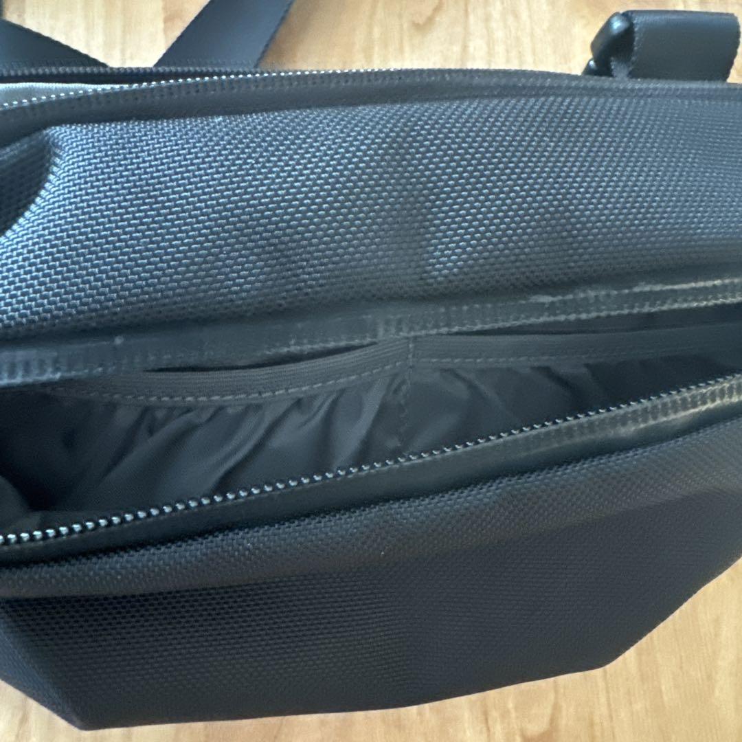 【ネット限定】 Aer ボディバッグ ブラック CORDURA Ballistic Fabric - メルカリ バッグ