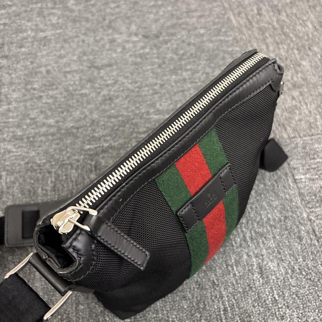 グッチ シェリーライン