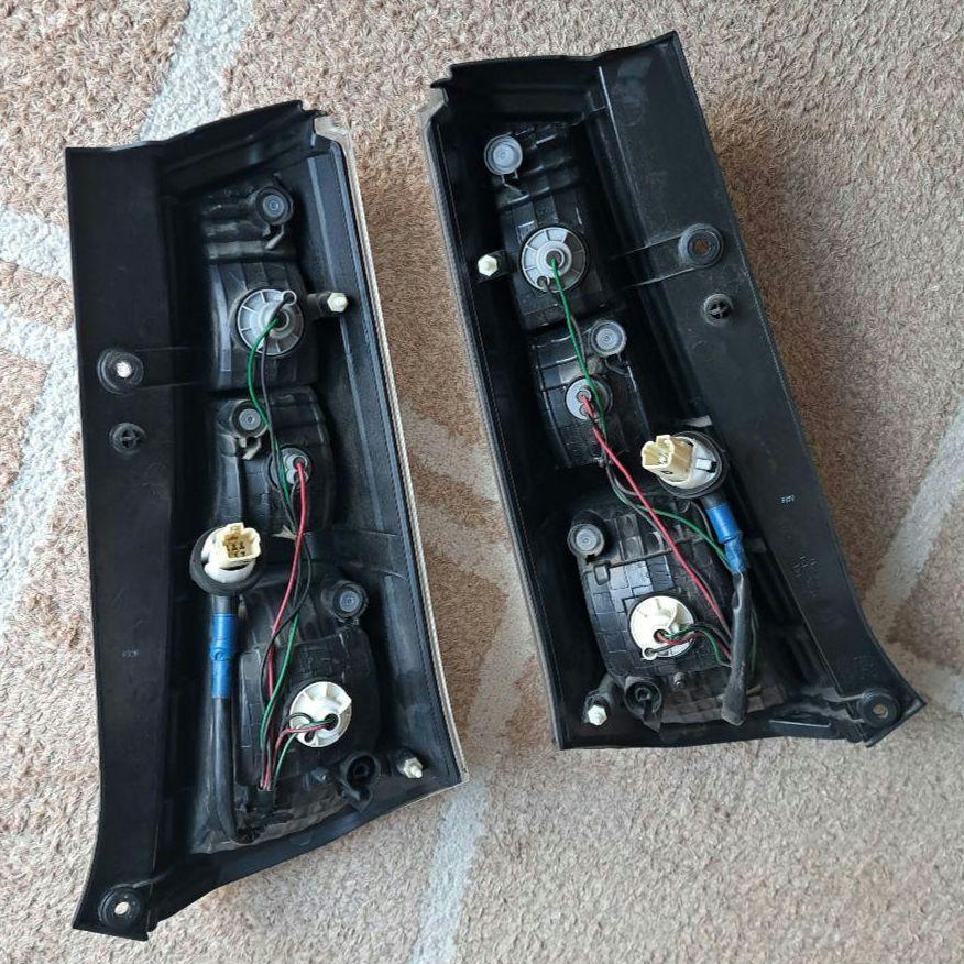 ワゴンＲスティングレー　ＤＢＡ－ＭＨ２３Ｓ　ＺＪ３　左右テールレンズ ワゴンRスティングレー DBA－MH23S ZJ3 左右テール