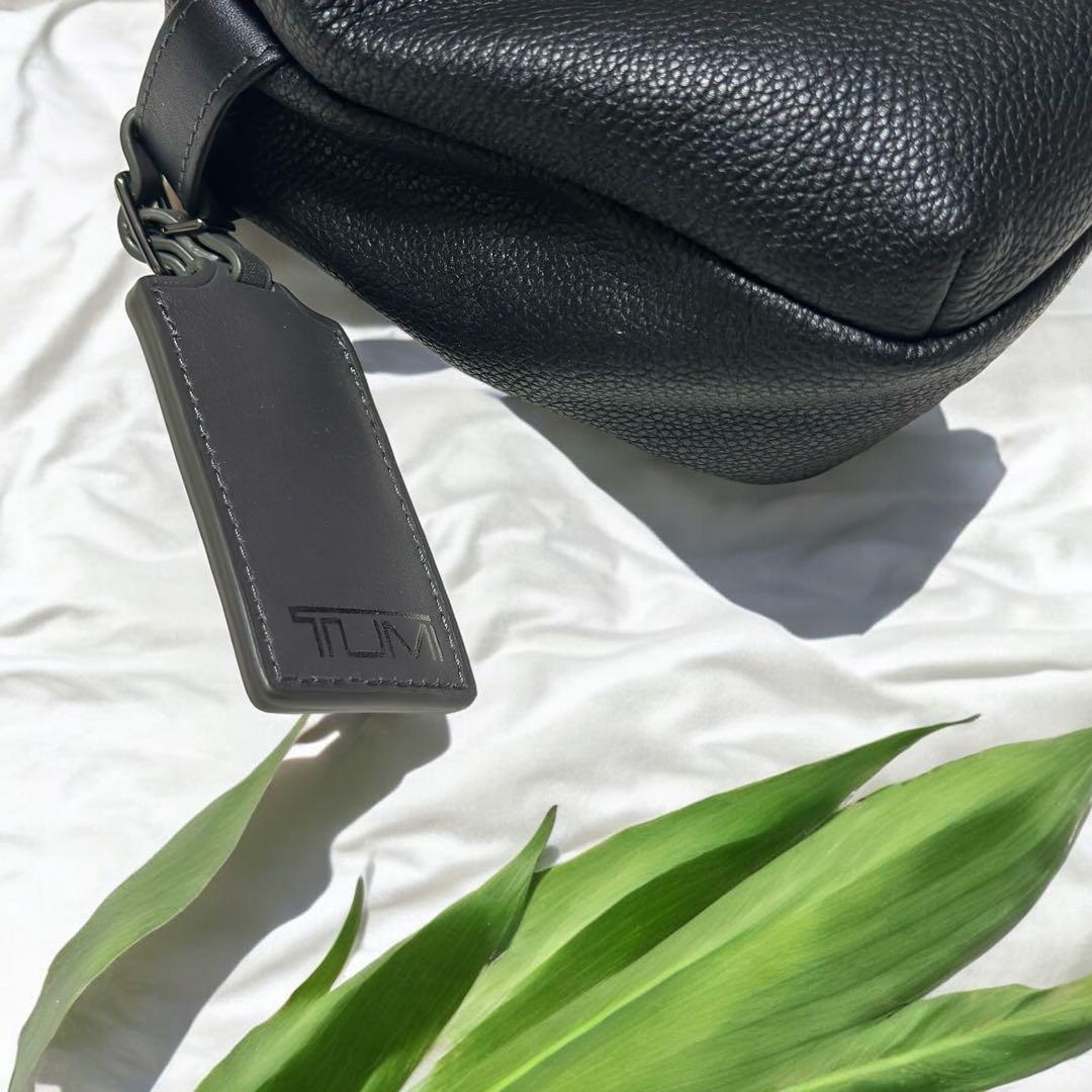 極美品】TUMI 極美品 ショルダーバッグ レザー トゥミ