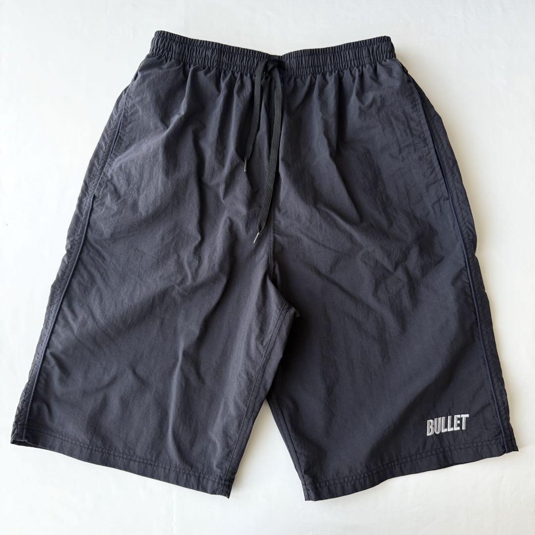 大好き 美品】BULLETサーフパンツ 黒 シンプル 海パン XL スイムウェア 水着・ラッシュガード