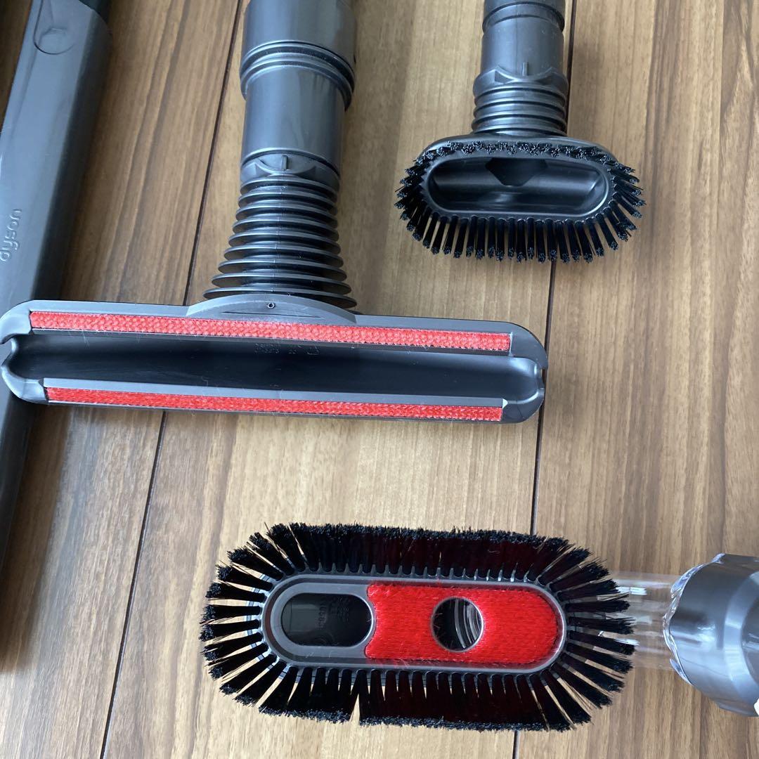 Dyson DC63