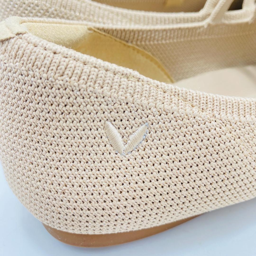 美品　VIVAIA　ビバイア　フラットシューズ　ポインテッドトゥ　ニットパンプス