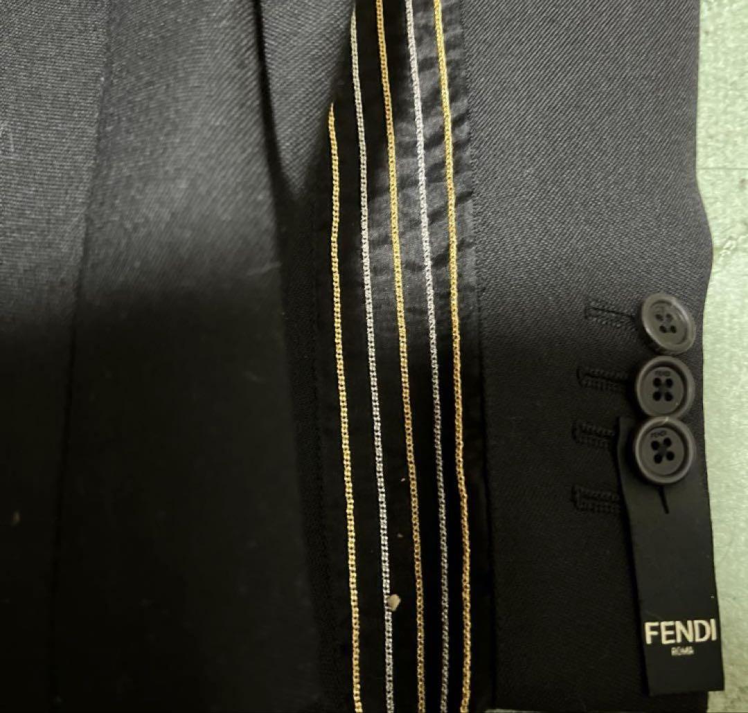 FENDI ブラック テーラードジャケット 新品　タグ付き　鑑定済み