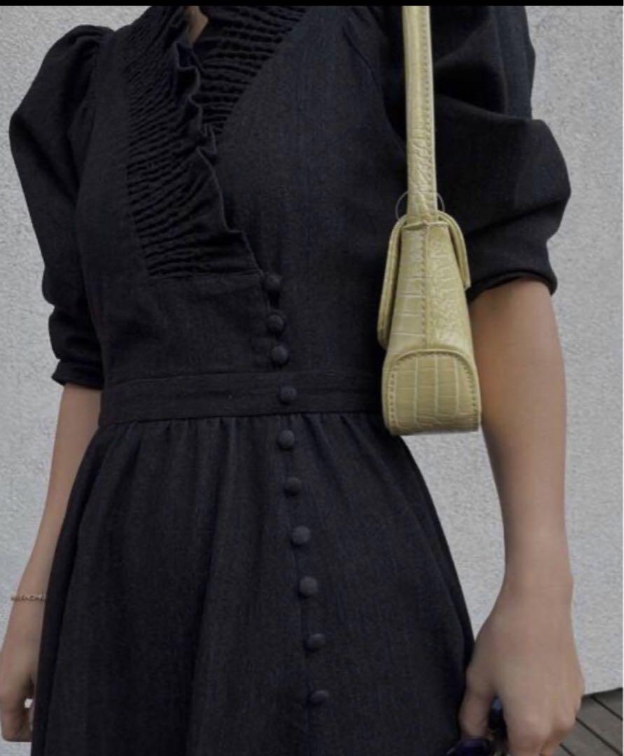 COLLAR