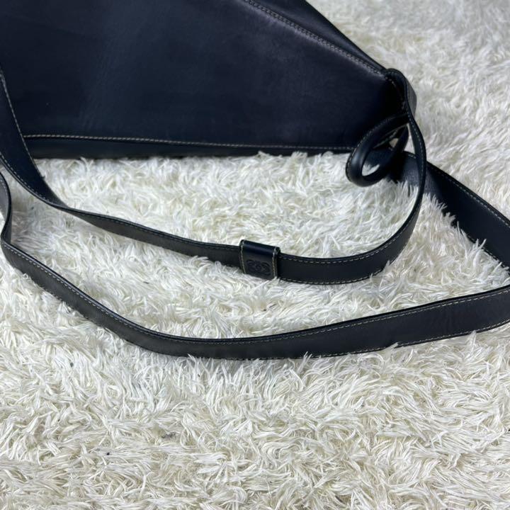 41%割引ブラック系肌触りがいい ✨美品✨LOEWE アントン リュック ロゴ金具 レザー ダークグレー チャーム リュック/バックパック バッグブラック系-APP.TABBIEMATH.COM