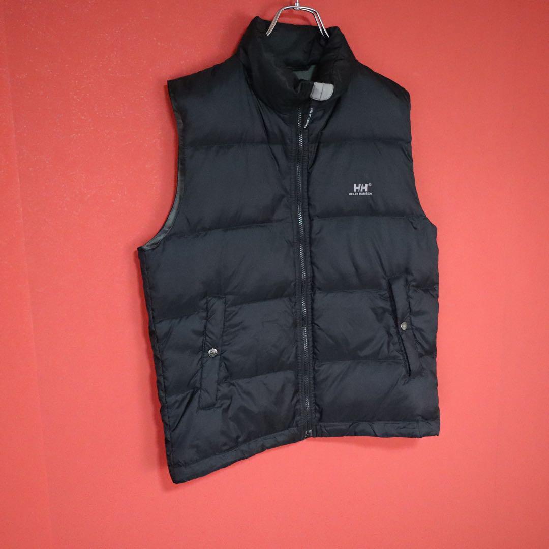 【極美品】HELLY HANSEN ロゴ刺繍 襟デザイン 中綿 ダウンベスト 極美品】HELLY HANSEN ロゴ刺繍 襟デザイン 中綿 ダウンベスト