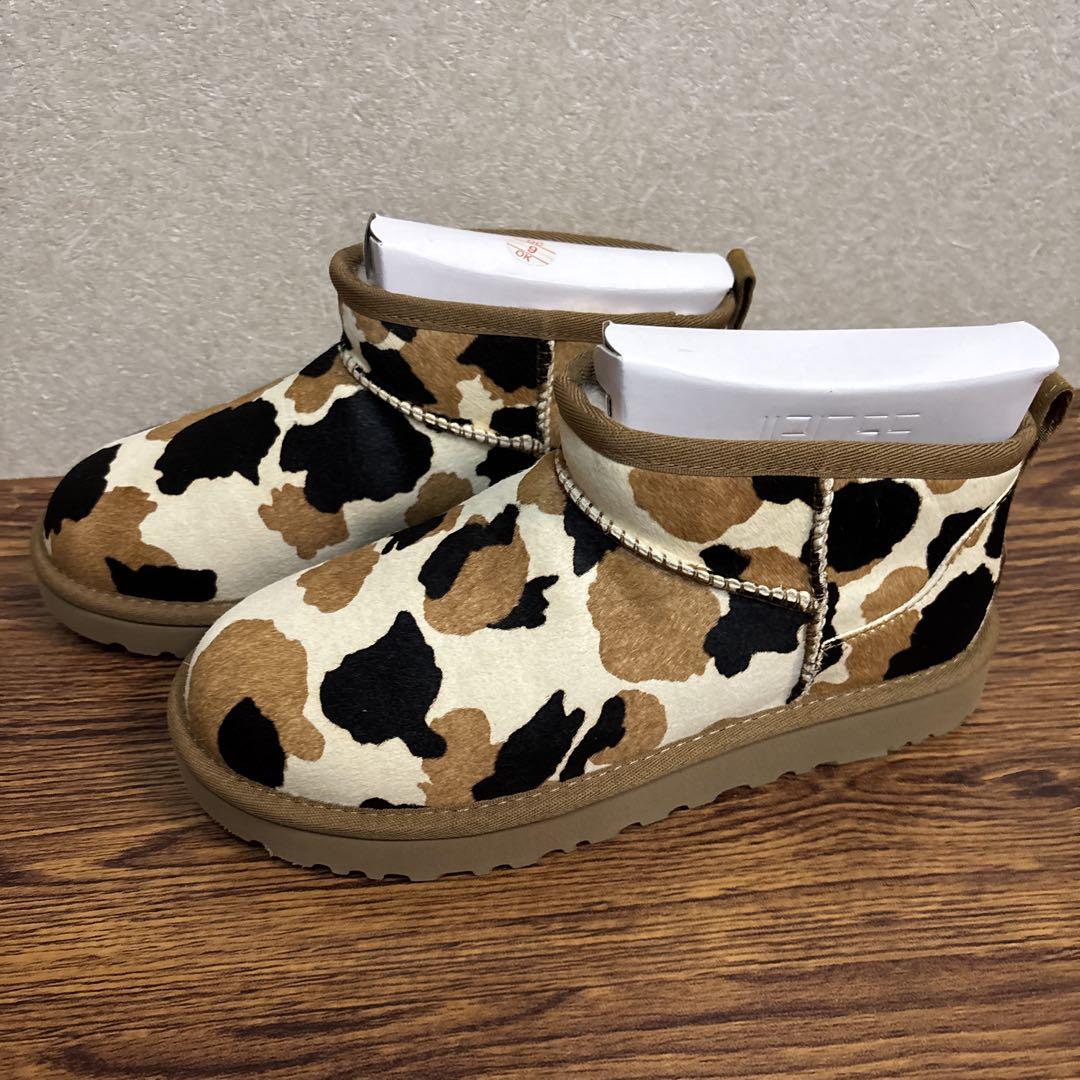 UGG クラシックミニ
