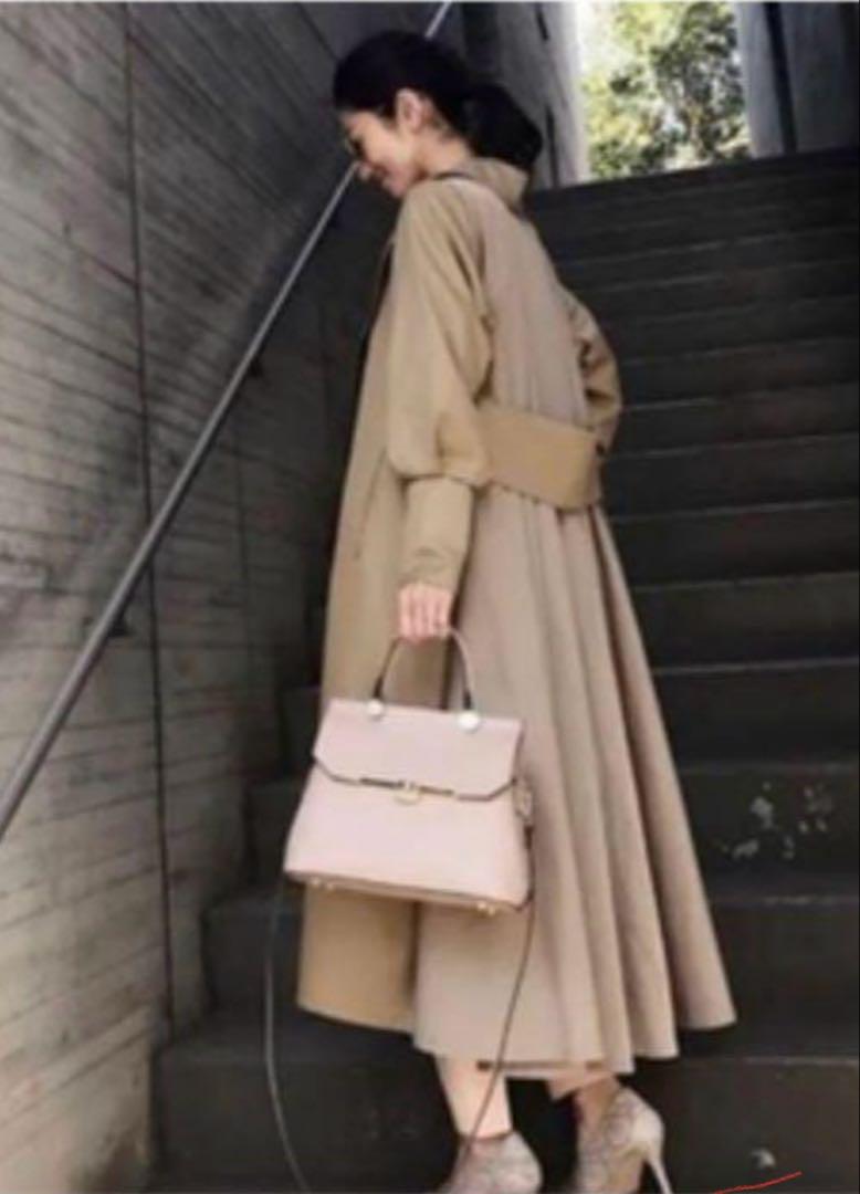 ベージュ オーバーサイズ ロングコート