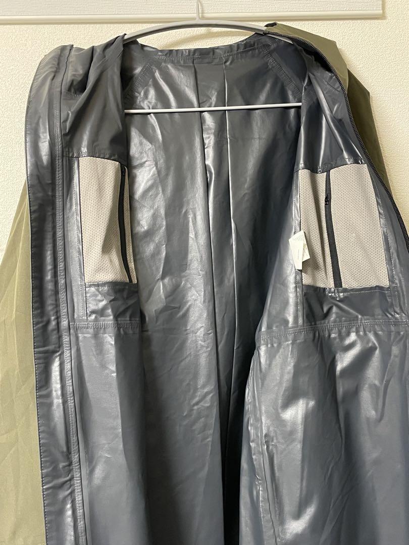 【美品】kiu 4WAYストレッチマルチファンクショナルレインジャケット カーキ