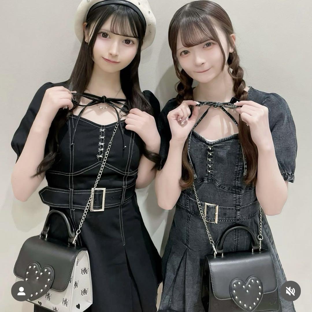 pium プリーツベルトデニムミニワンピース