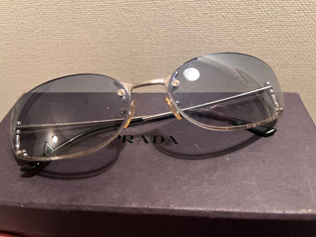 【PRADA】　サングラス