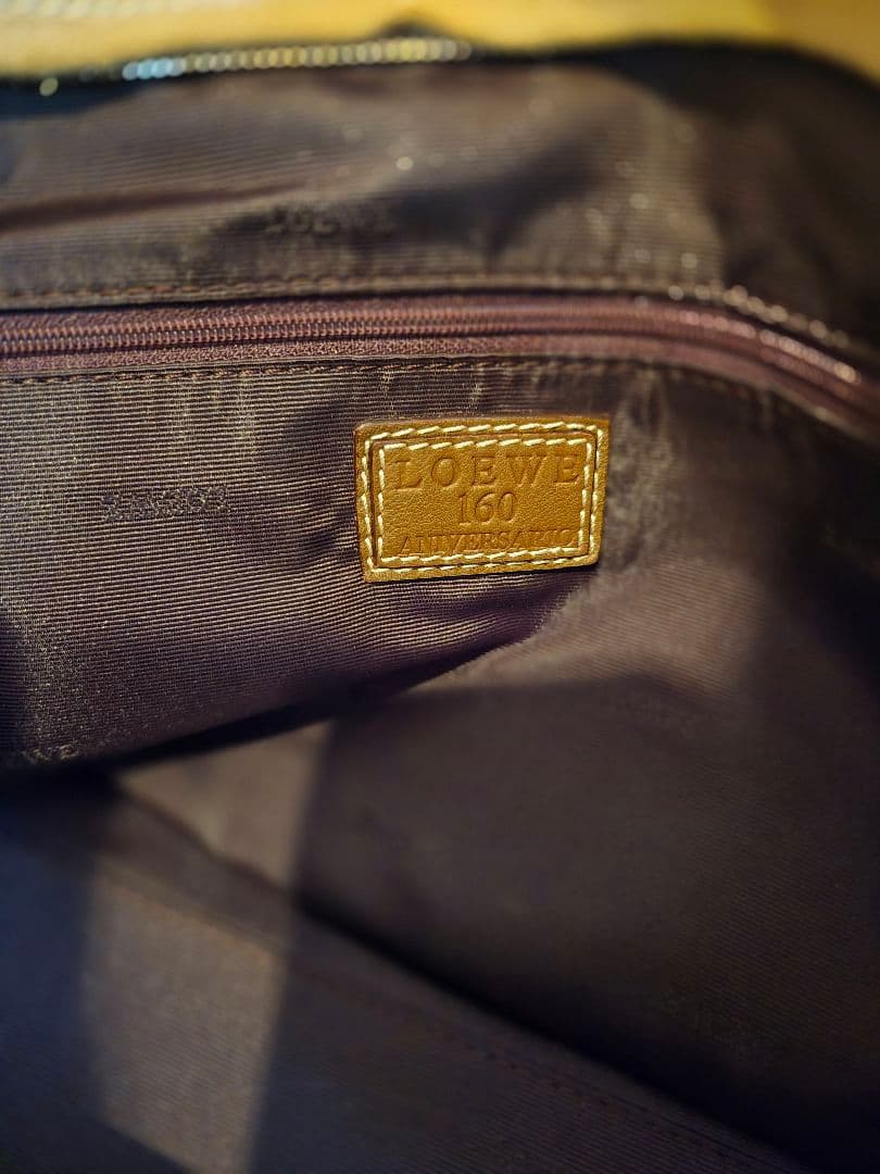 LOEWE 160周年限定バッグ