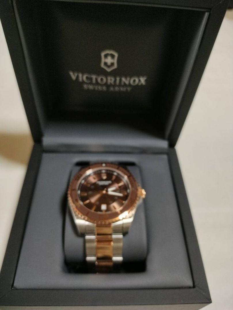 BOYA オーダー受付中♡Victorinox スイス（破損箇所あり）