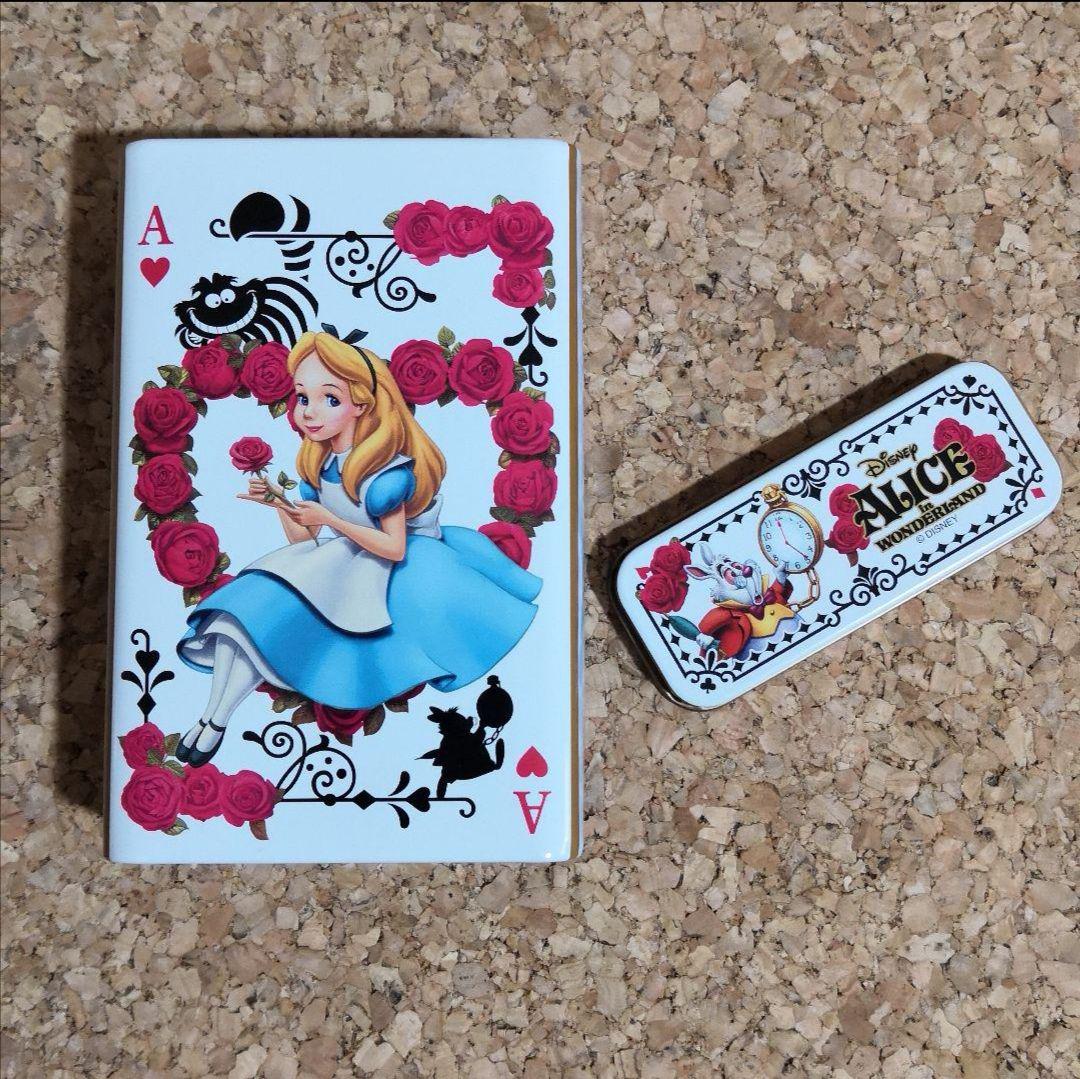 メルカリ アリス 缶 ティッシュケース ポーチ キャラクターグッズ 800 中古や未使用のフリマ
