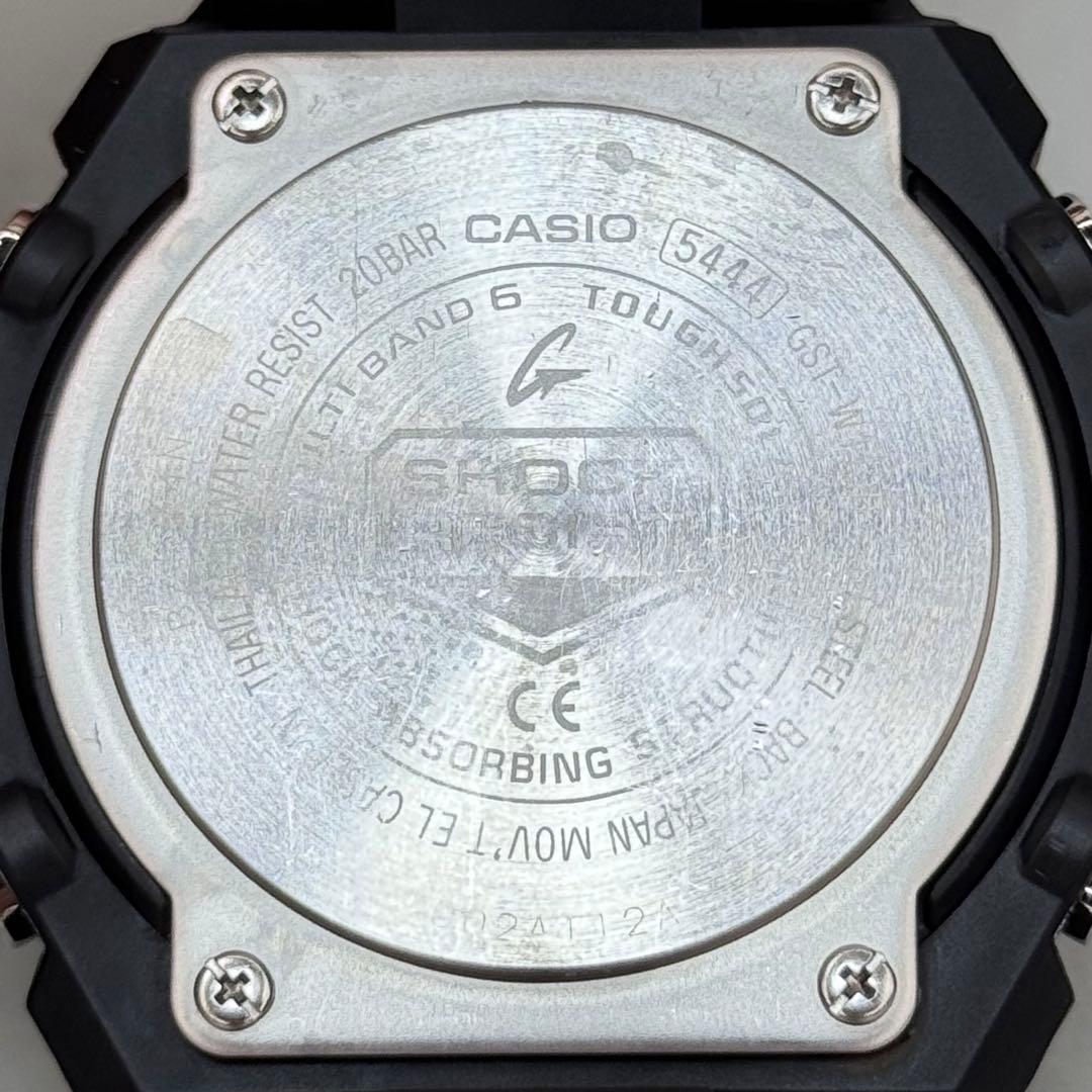 極美品 G-SHOCK GST-W110D 電波ソーラー メタルバンド ゴールド 極美品 G-SHOCK GST-W110D 電波ソーラー メタルバンド ゴールド