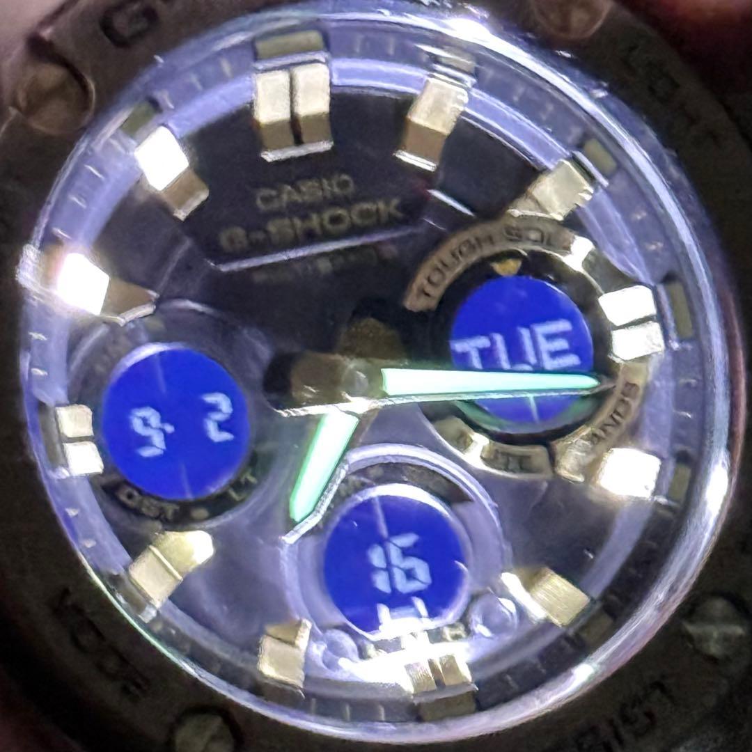 極美品 G-SHOCK GST-W110D 電波ソーラー メタルバンド ゴールド 極美品 G-SHOCK GST-W110D 電波ソーラー メタルバンド ゴールド