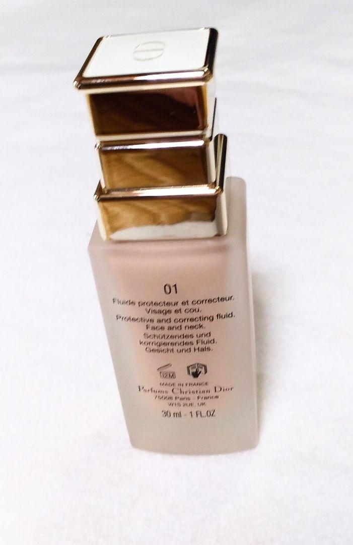 swan様プレステージ ホワイト ル プロテクター UV ミネラル BB  01 DIOR】 プレステージ ホワイト ル プロテクター UV ルミエール