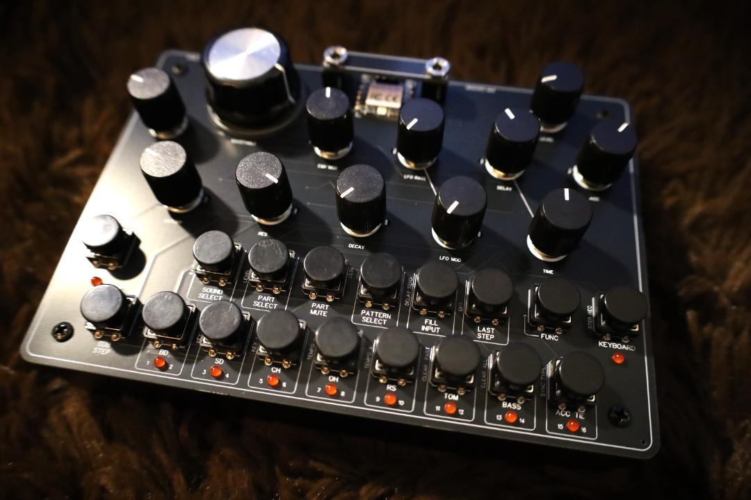 GROOVES mk2 グルーブボックス HOME BAKE INSTRUMENTS | GROOVES mk2 グルーブボックス 6 TRACK