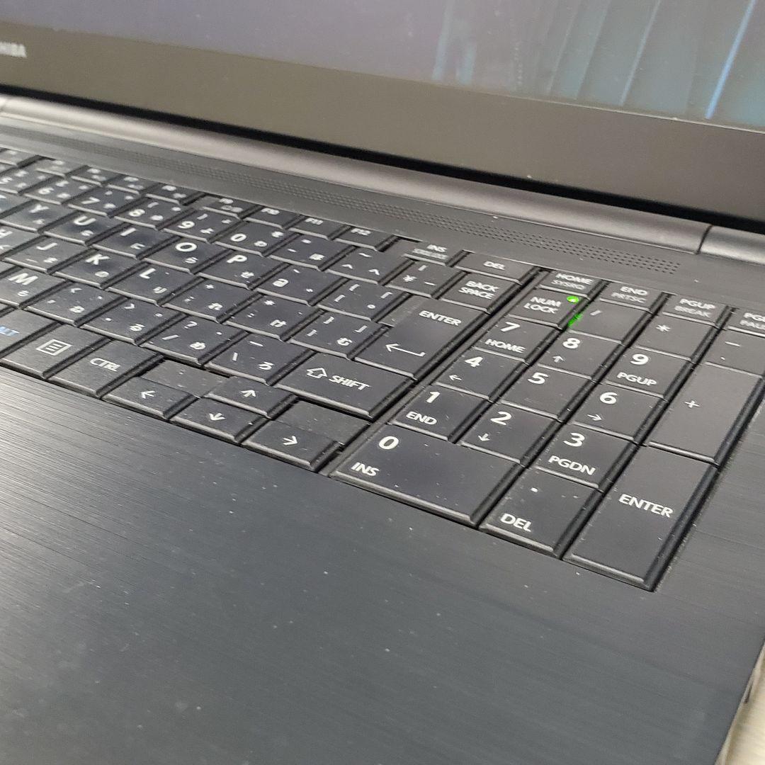 dynabook B55/B Corei5/ 8GB/SSD/Win10