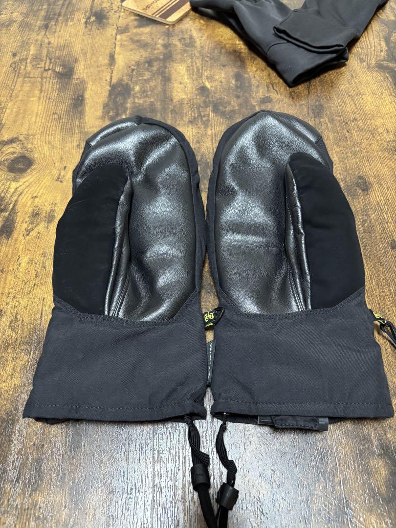 メンズ Burton GORE-TEX アンダーミトン