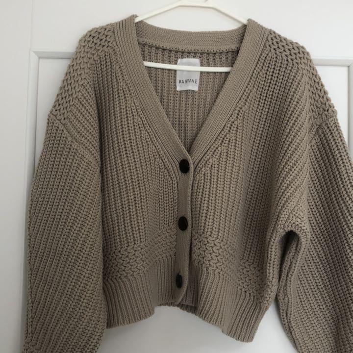 カスタネ カーディガン 美品・良品