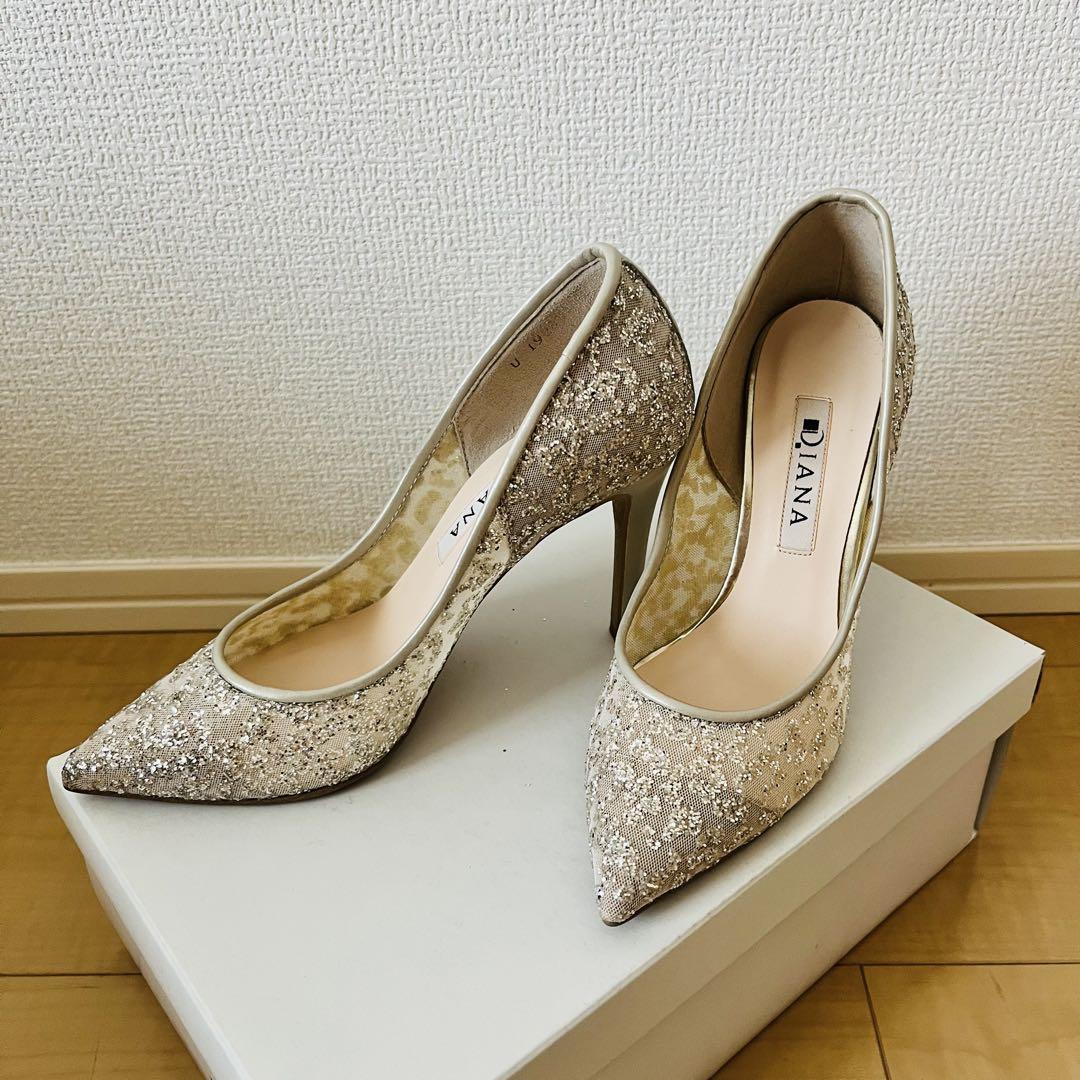 【新品・未使用✨】ダイアナ　グリッターパンプス 靴・バッグのダイアナ通販サイト ｜ U15204: シューズ