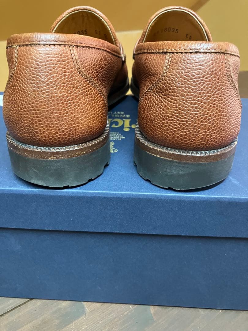 美品 6EE サルヴァトーレ・フェラガモ ローファー シボ革　コマンドソール