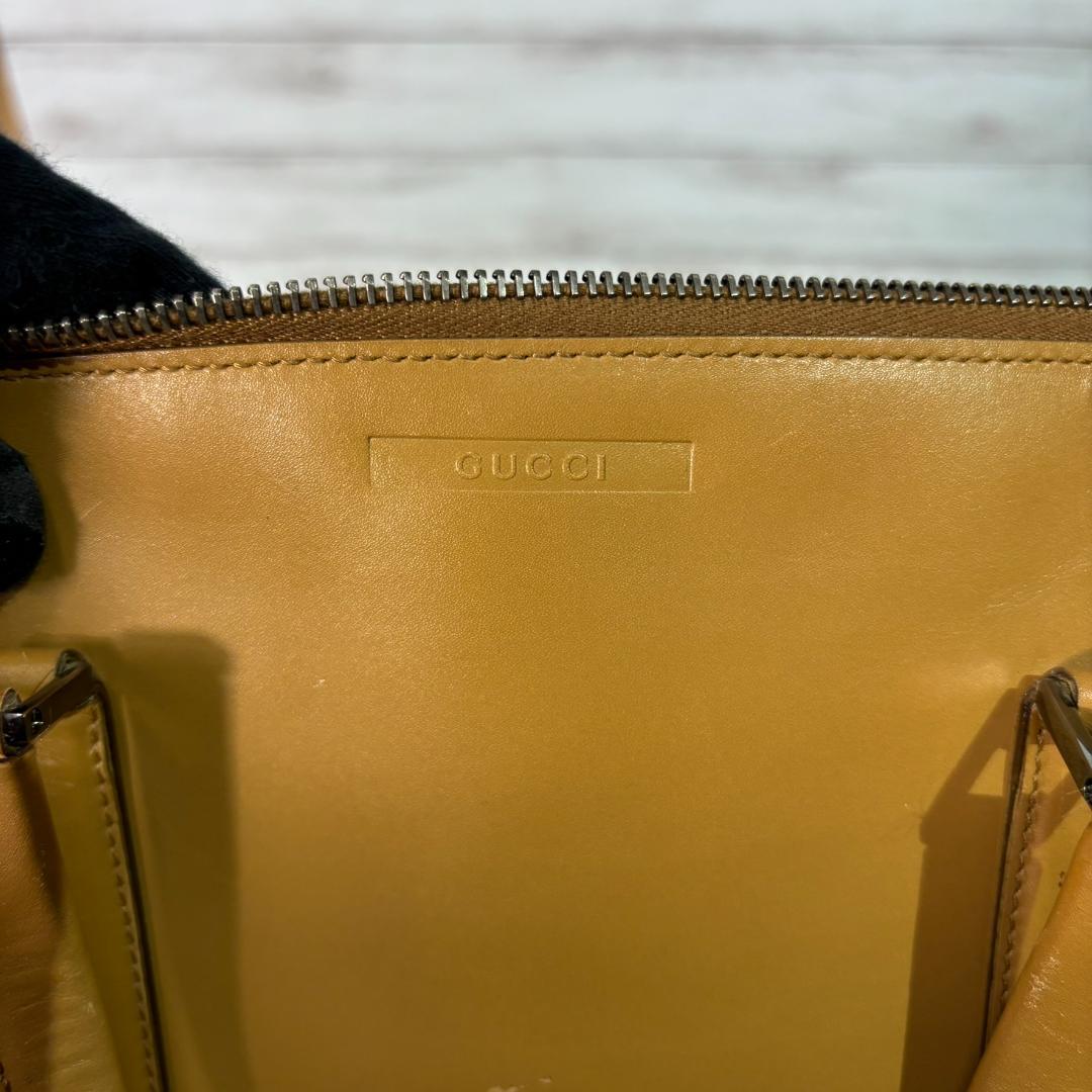良品　GUCCI　グッチ　レザー ビジネスバッグ　ハンドバッグ