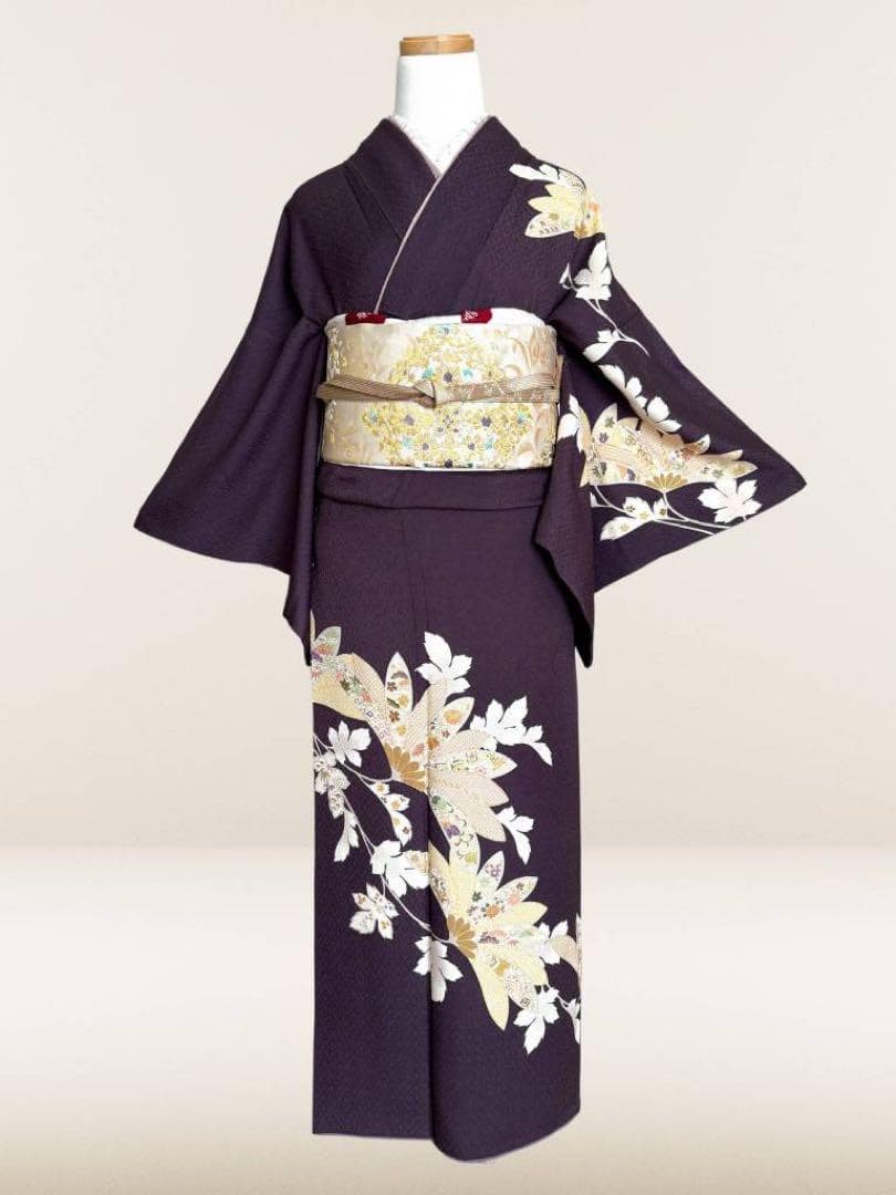 H035 正絹　金駒刺繍菊に宝尽くし刺繍訪問着　ほぼ未着用　ゆったり　ガード加工 H035 正絹 金駒刺繍菊に宝尽くし刺繍訪問着 ほぼ未着用 ゆったり