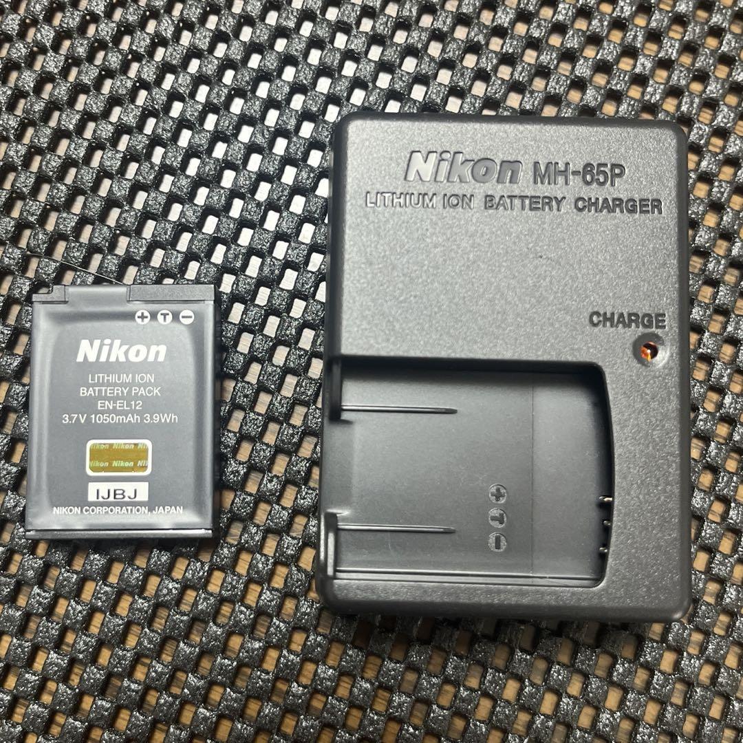 デジタルカメラ　Nikon ニコン COOLPIX S710