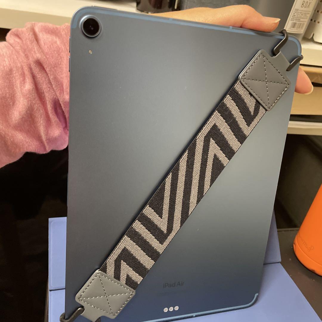 iPadAir第5世代（セルラー）＋他。iPadAirでツムツムやりたい人