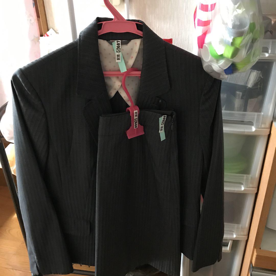 リクルートスーツ