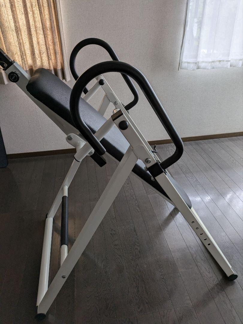 逆さ吊り健康器具